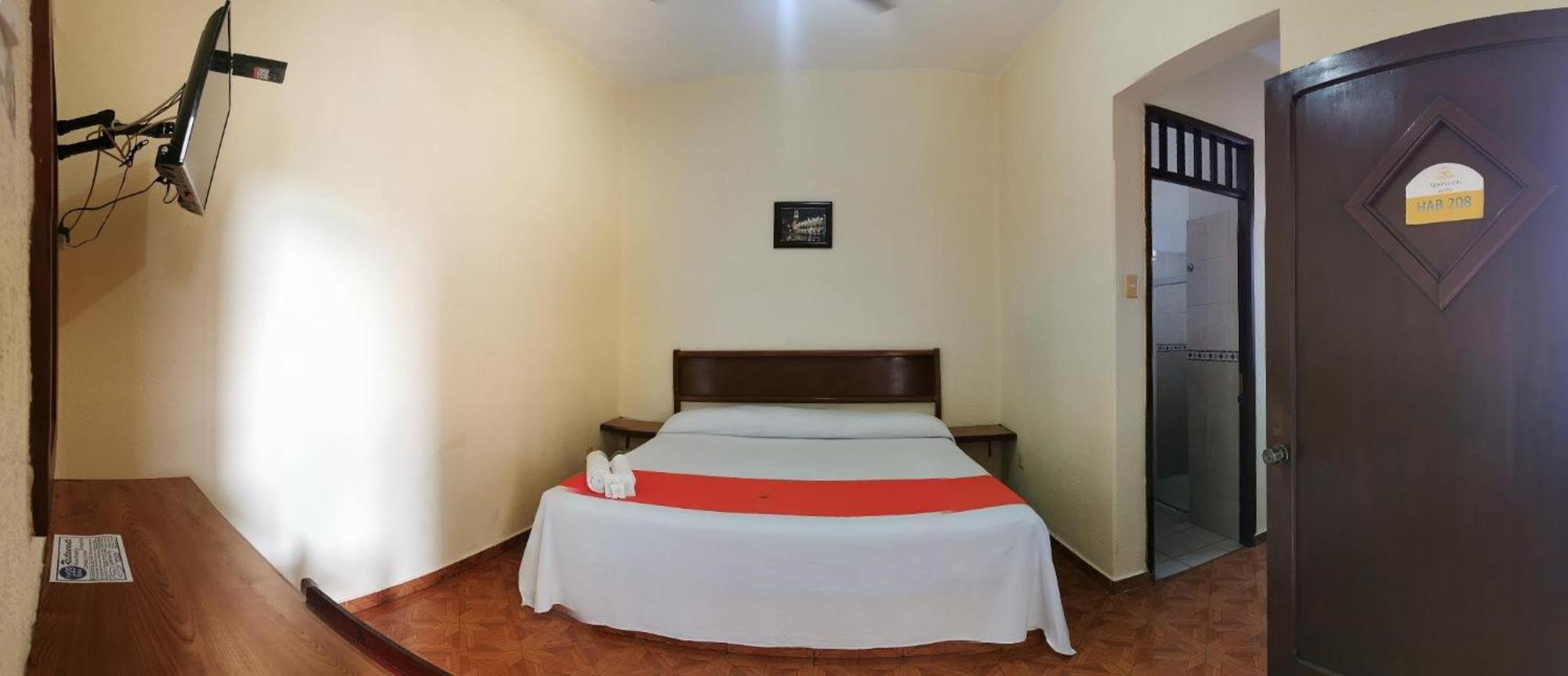ורקרוז Xpress Inn מראה חיצוני תמונה